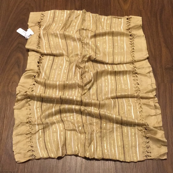 2/$15 NWT Charming Charlie camel infinity scarf - Picture 2 of 3
